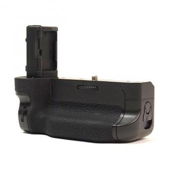 <b><mark><i>NAUJIENA!</i></b></mark> Baterijų laikiklis Meike Sony MK-A7II PRO...