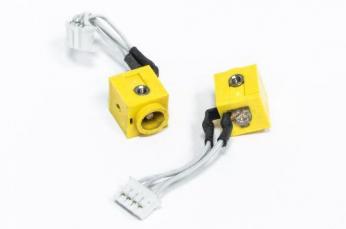 Maitinimo lizdas, IBM Thinkpad T40, T41, T42...